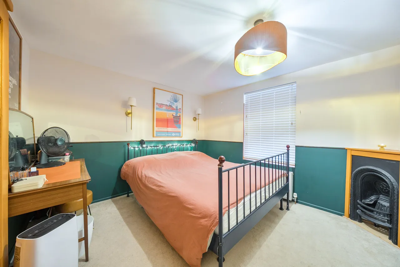 Flat 2, 89 High Street, London, photo 9