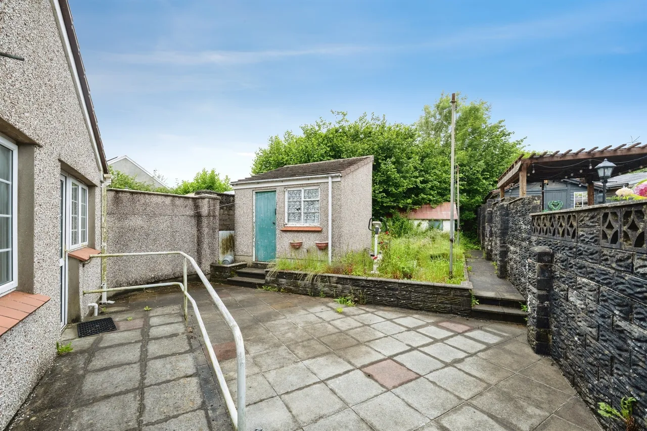 Caban Isaac Road, Swansea, SA4, photo 20