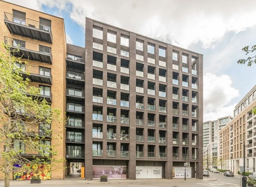 flat for sale — Admiralty Avenue, Royal Wharf, E16