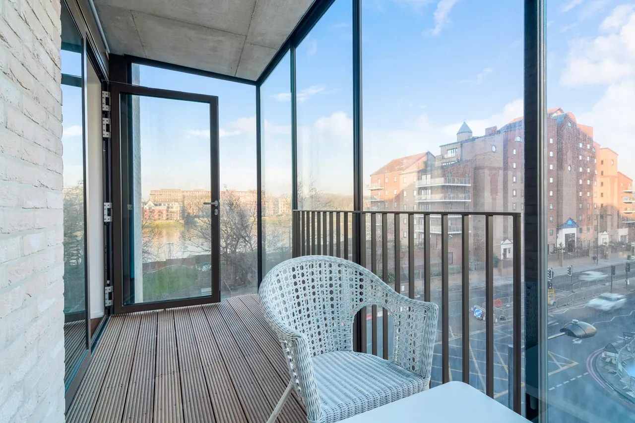 Embassy Gardens, SW11, photo 5