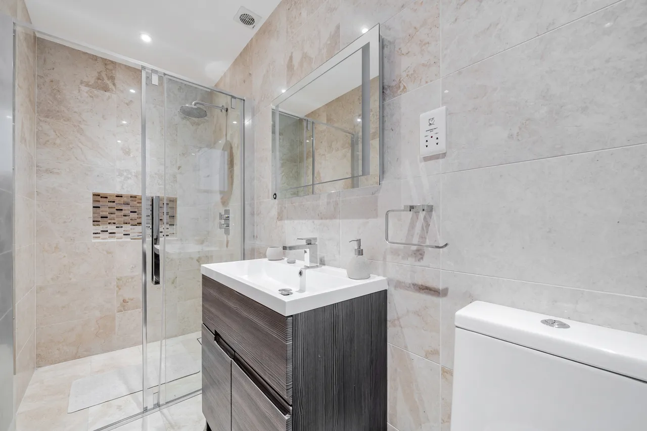 Gowan Avenue, London, SW6, photo 10