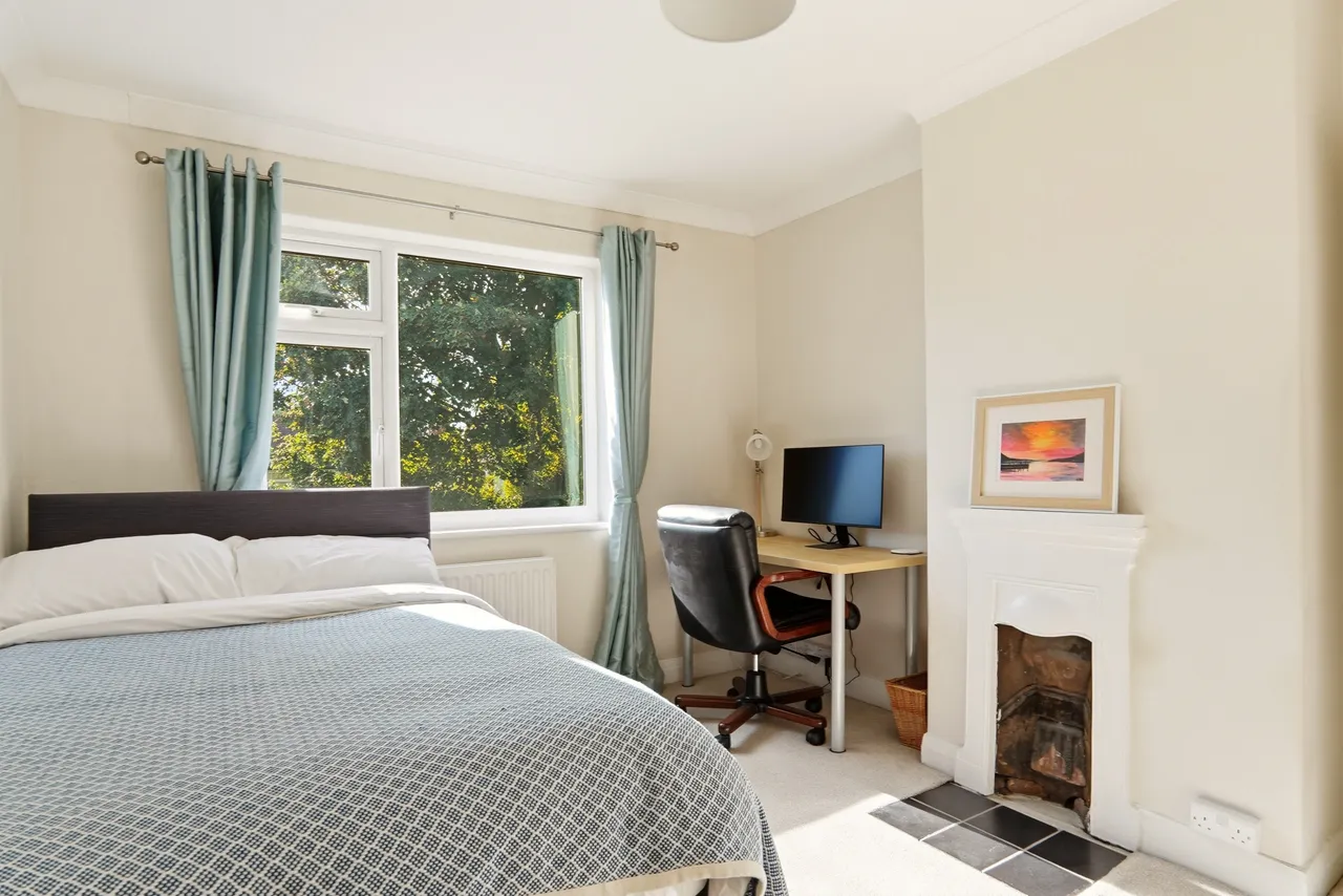 Henconner Crescent, Chapel Allerton, LS7, photo 10