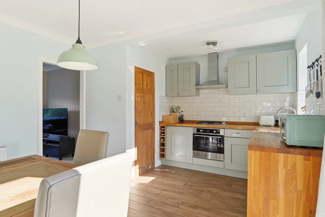 Henconner Crescent, Chapel Allerton, LS7, photo 7