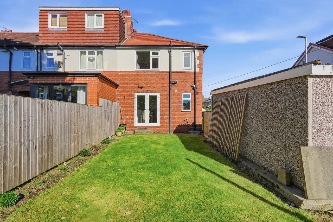 Henconner Crescent, Chapel Allerton, LS7, photo 22