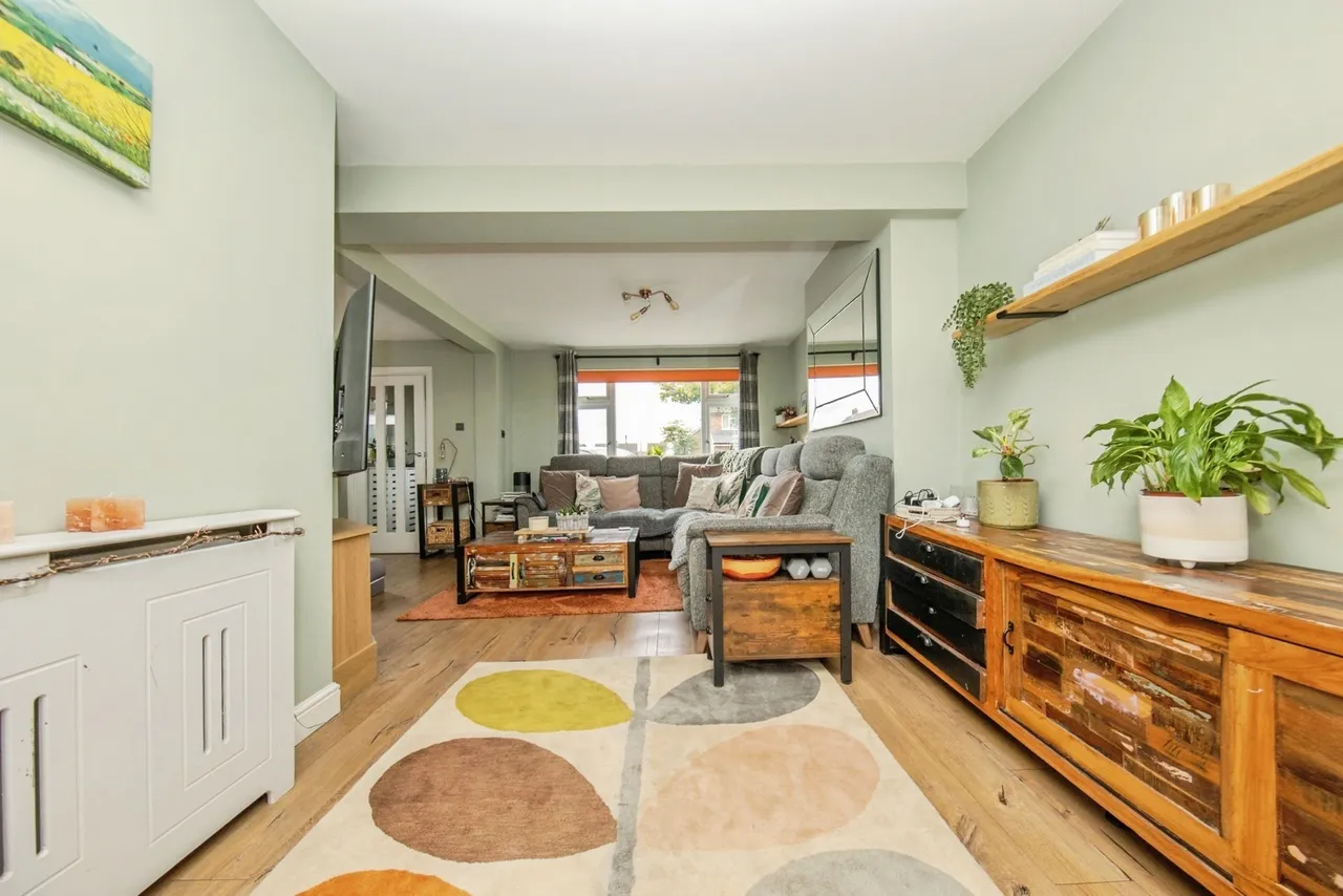 Broomfield Crescent, COLCHESTER, Essex, CO7, photo 6