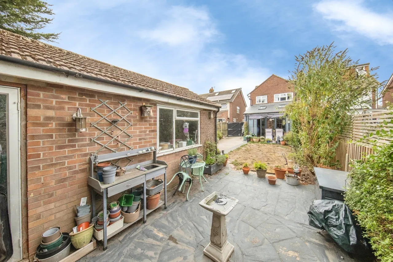 Broomfield Crescent, COLCHESTER, Essex, CO7, photo 14