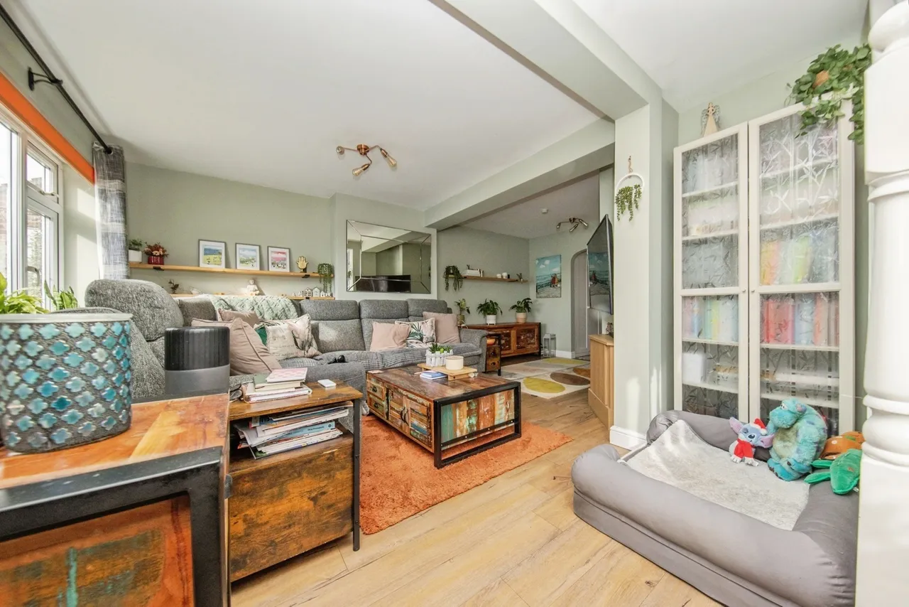 Broomfield Crescent, COLCHESTER, Essex, CO7, photo 5