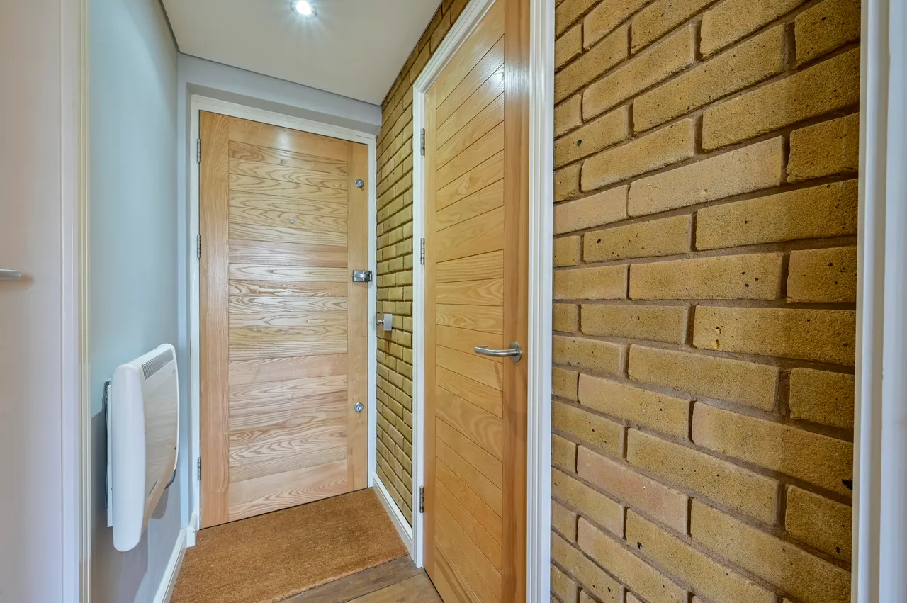 Flat 5, Denmark Lofts, London, photo 8