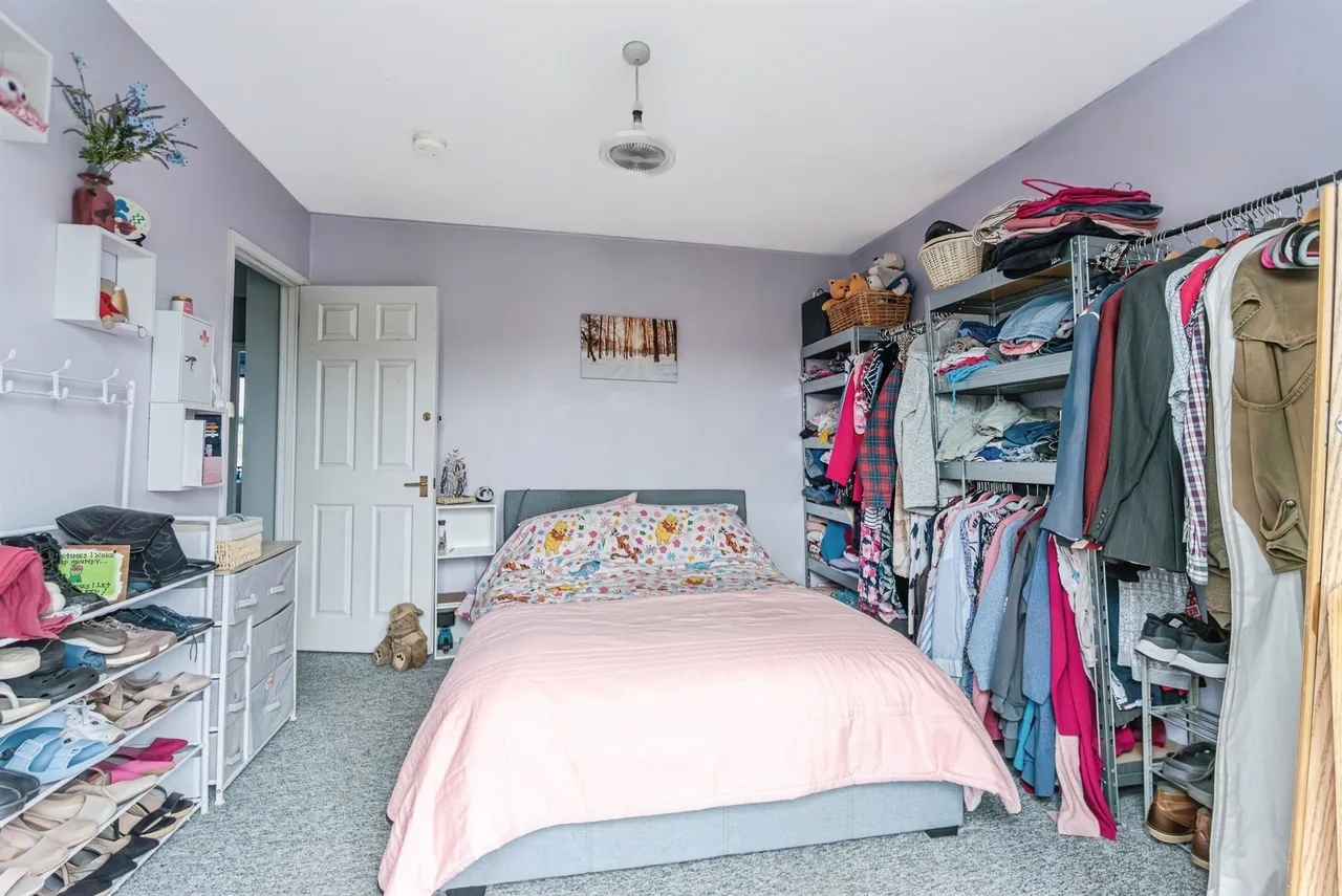 Ermin Street, Blunsdon, SN26, photo 10