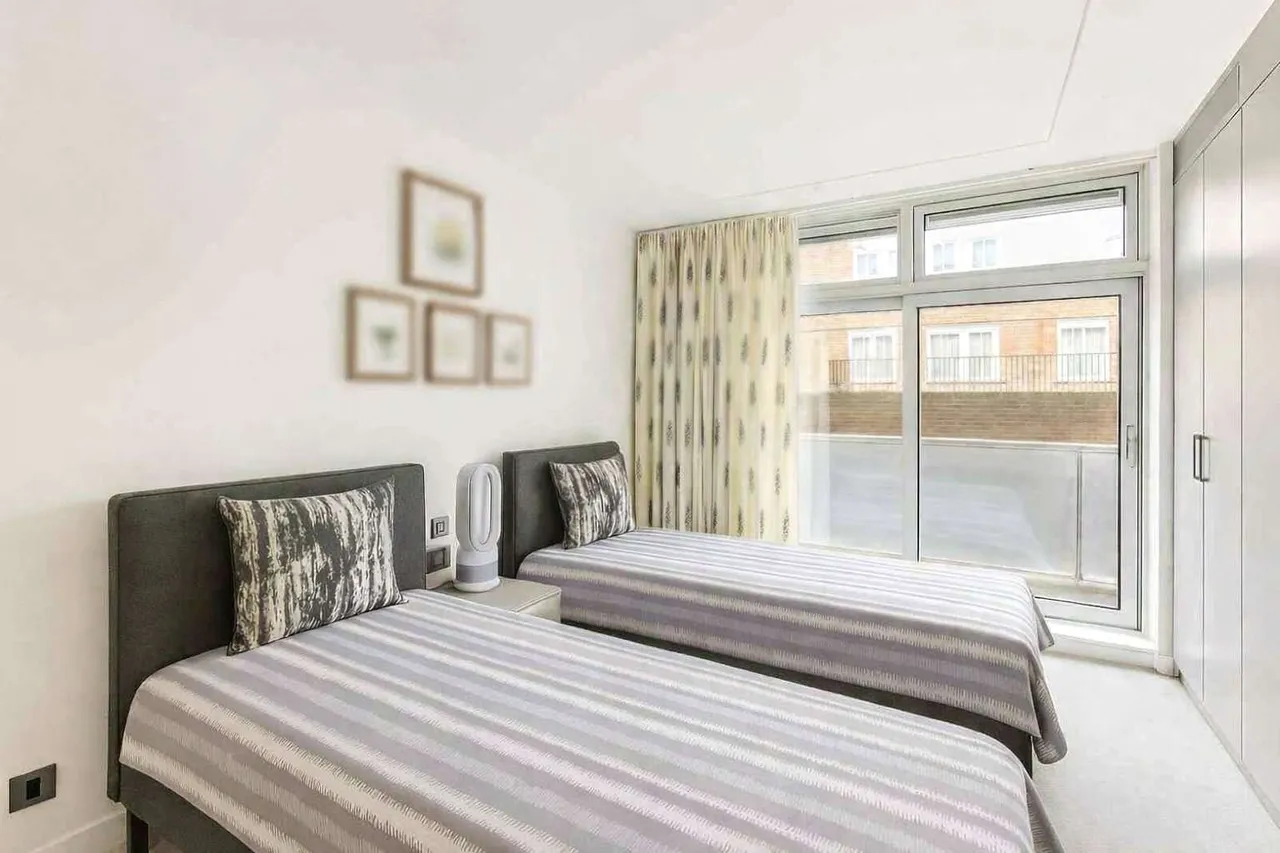 Prince Albert Road, St John's Wood, London, NW8 7LU, photo 9