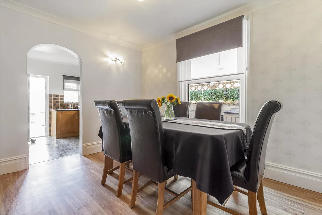 St. Matthews Road, Worthing, photo 6
