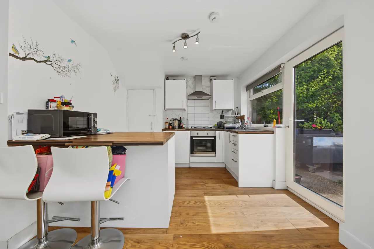 Fowler Road, London, E7, photo 5