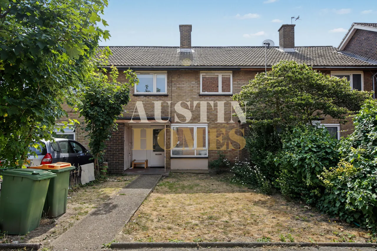 3 bed house for sale — Fowler Road, London, E7