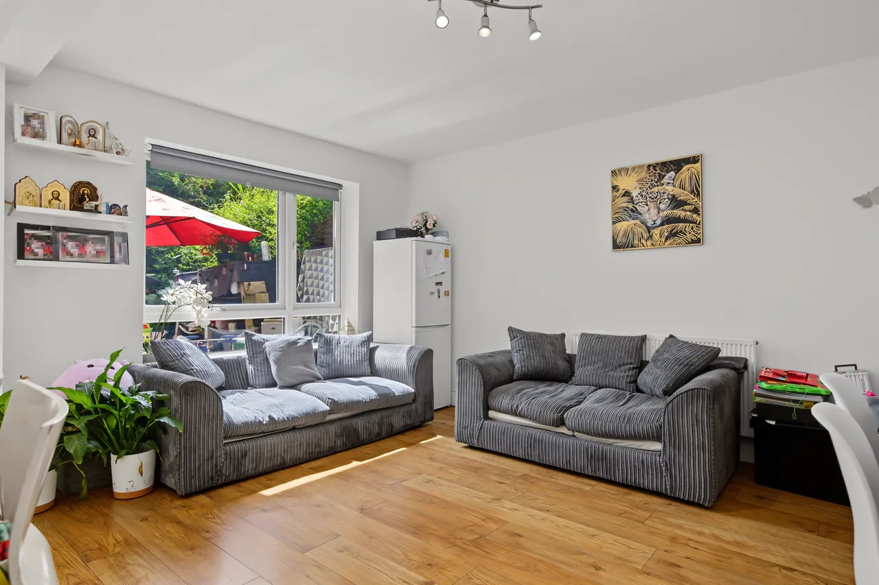 Fowler Road, London, E7, photo 9