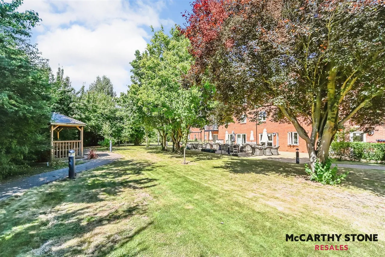 High View, Bedford, MK41, photo 13