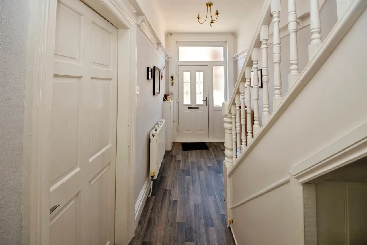 St. Winifred Road, Wallasey, CH45, photo 18