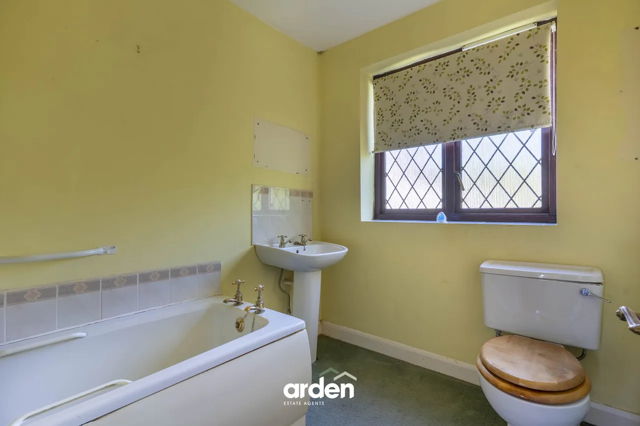 Linthurst Newtown, Blackwell, B60, photo 9