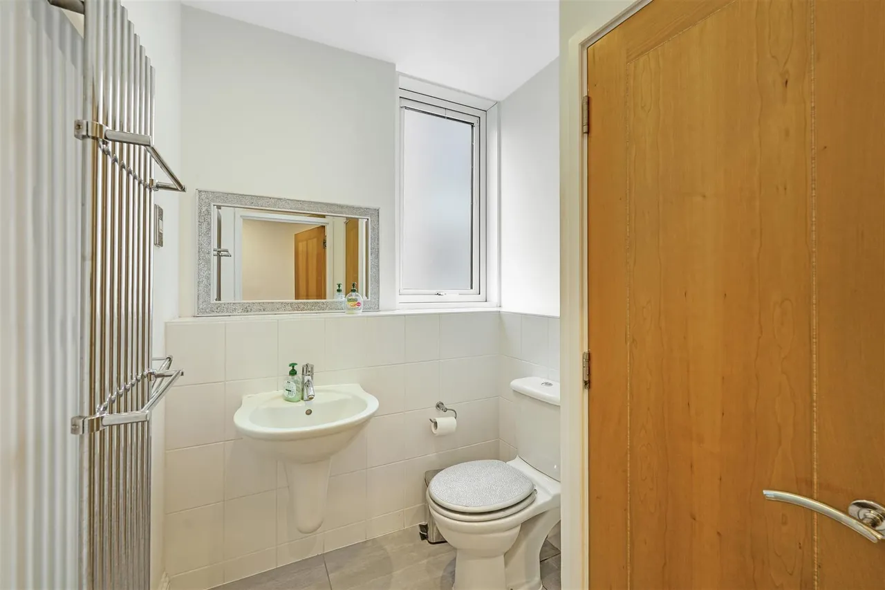 Western Gateway, Royal Victoria Dock, E16, photo 10