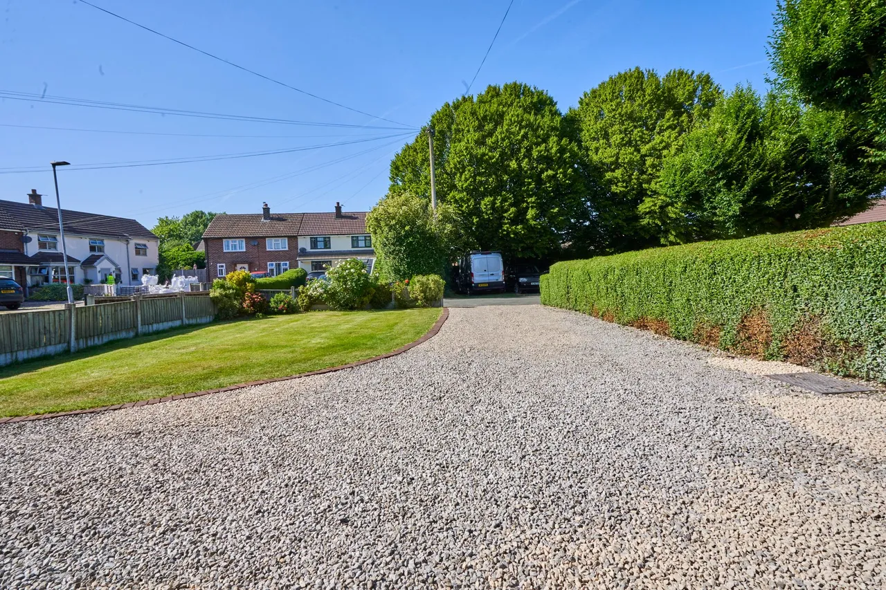 Poplar Avenue, Culcheth, Warrington, Warrington, WA3 5RG, photo 22