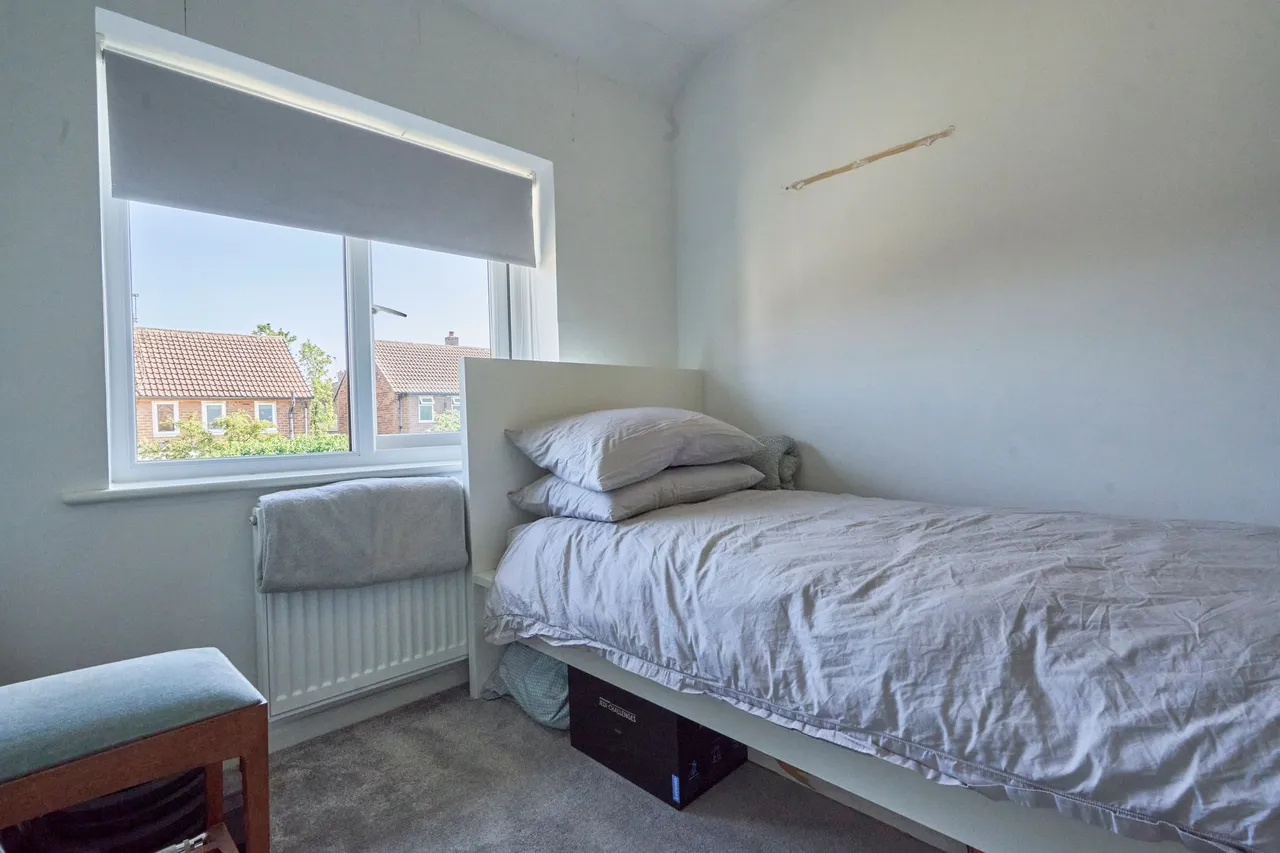 Poplar Avenue, Culcheth, Warrington, Warrington, WA3 5RG, photo 19