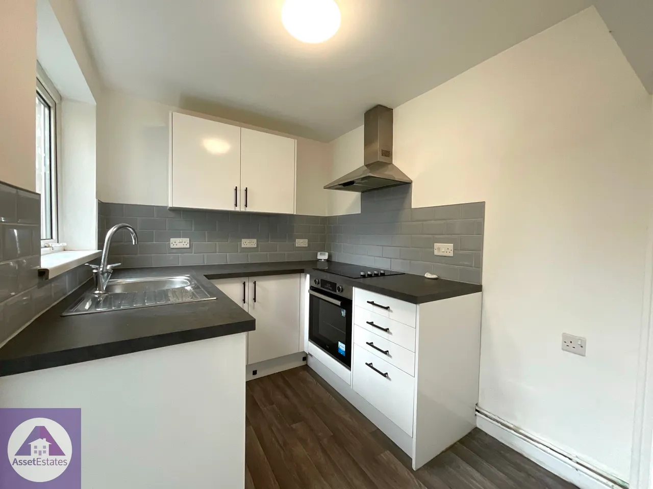 Castle Street, Abertillery, photo 6