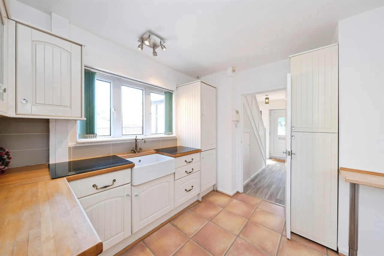 School Lane, Stainton, Rotherham, photo 6