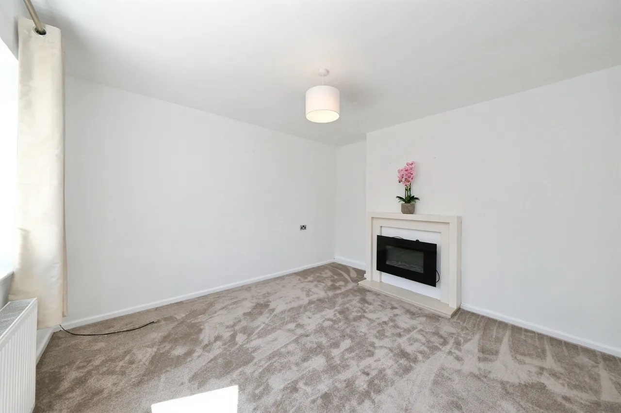 School Lane, Stainton, Rotherham, photo 5