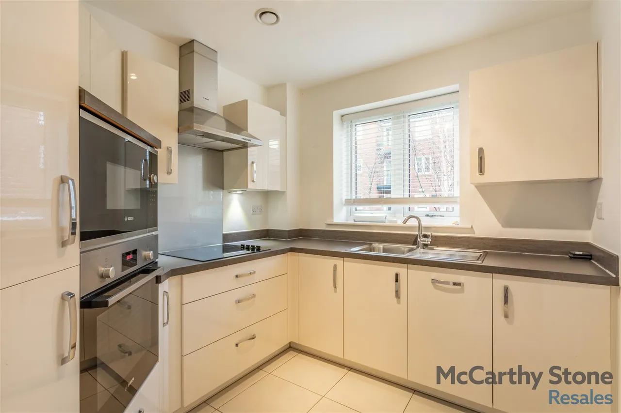 High View, Bedford, MK41, photo 6