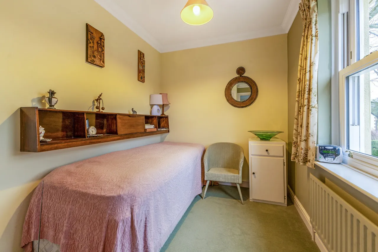 High Street, Selborne, GU34, photo 10