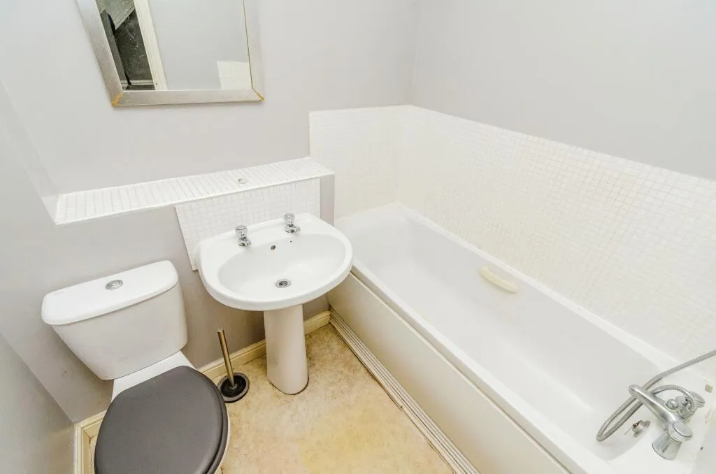 Newhome Way, Walsall, WS3, photo 8