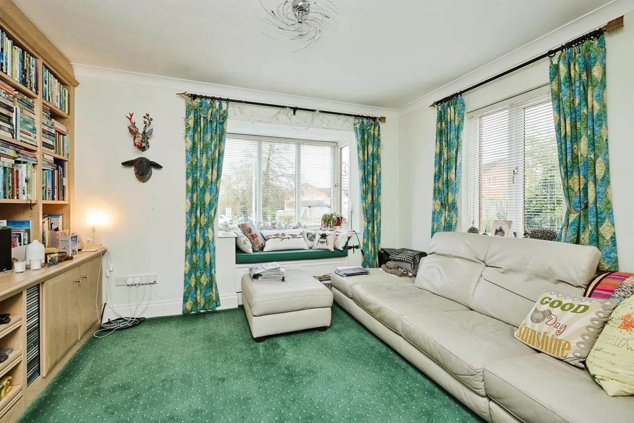The Paddocks, Folksworth, PE7, photo 10