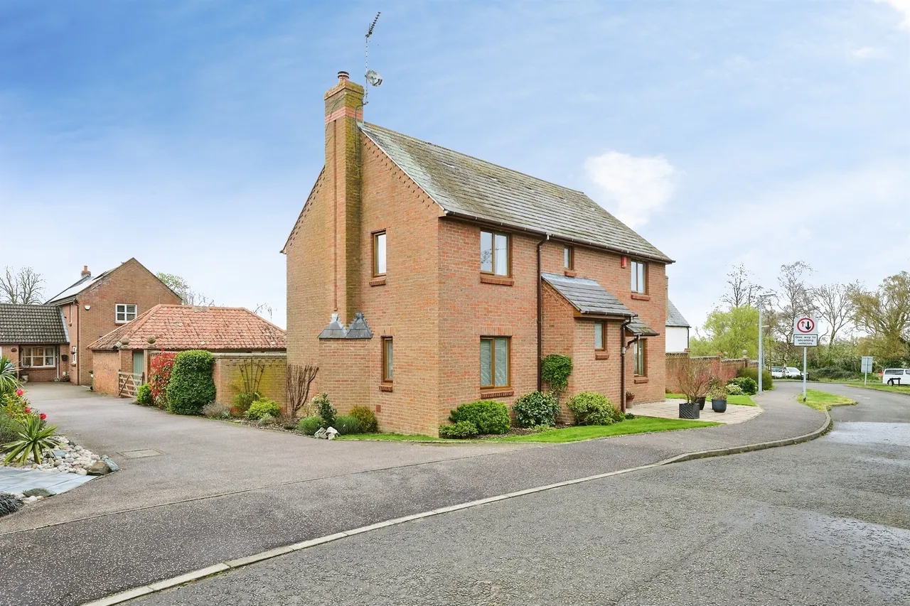 The Paddocks, Folksworth, PE7, photo 20