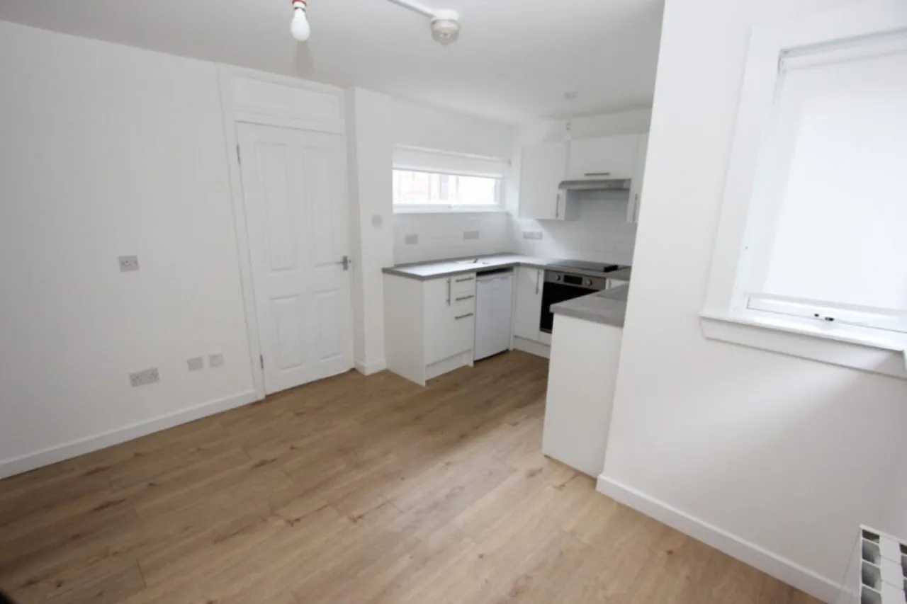 SHAWLANDS- Balfour Court, Lethington Ave- G41 3HB, photo 7
