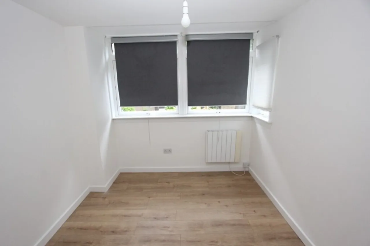 SHAWLANDS- Balfour Court, Lethington Ave- G41 3HB, photo 11