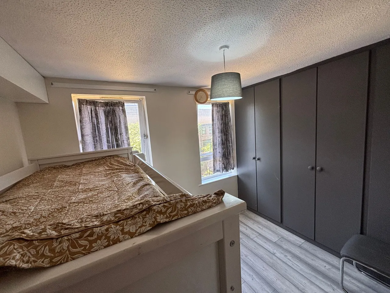 Neville Close, London, London, E11 3QH, photo 10