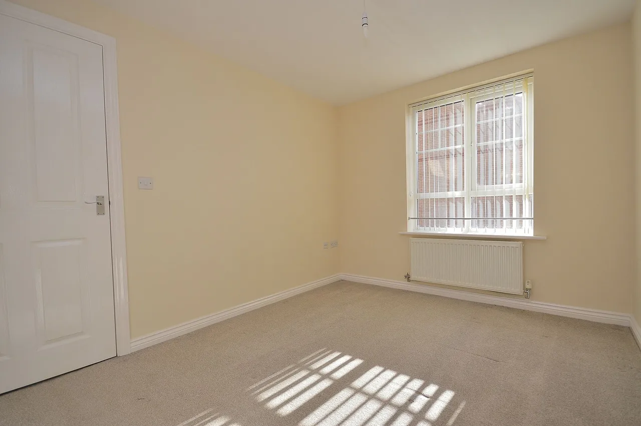 Lakeview Court, Little Billing, NORTHAMPTON, NN3 9GG, photo 4