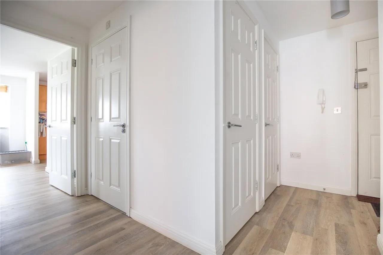 Amis Walk, Horfield, BS7, photo 13