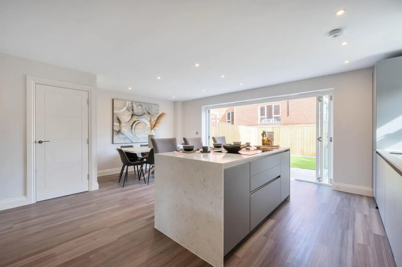 Station Yard, Kingswood, KT20, photo 5