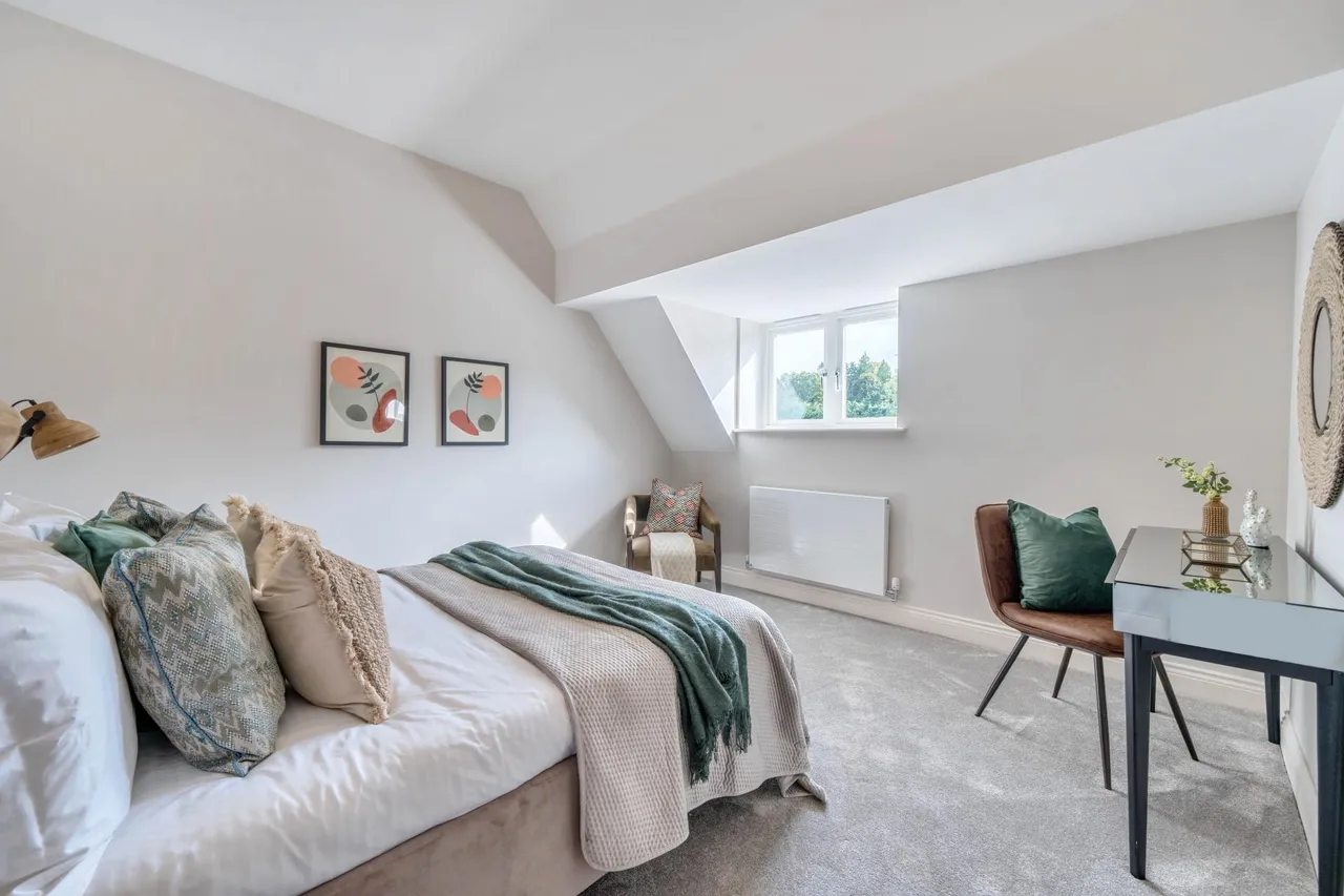 Station Yard, Kingswood, KT20, photo 12