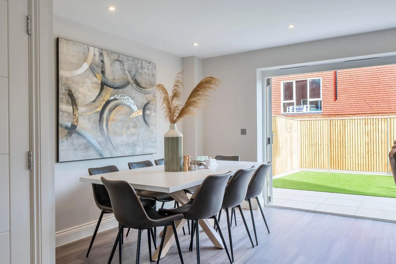 Station Yard, Kingswood, KT20, photo 4
