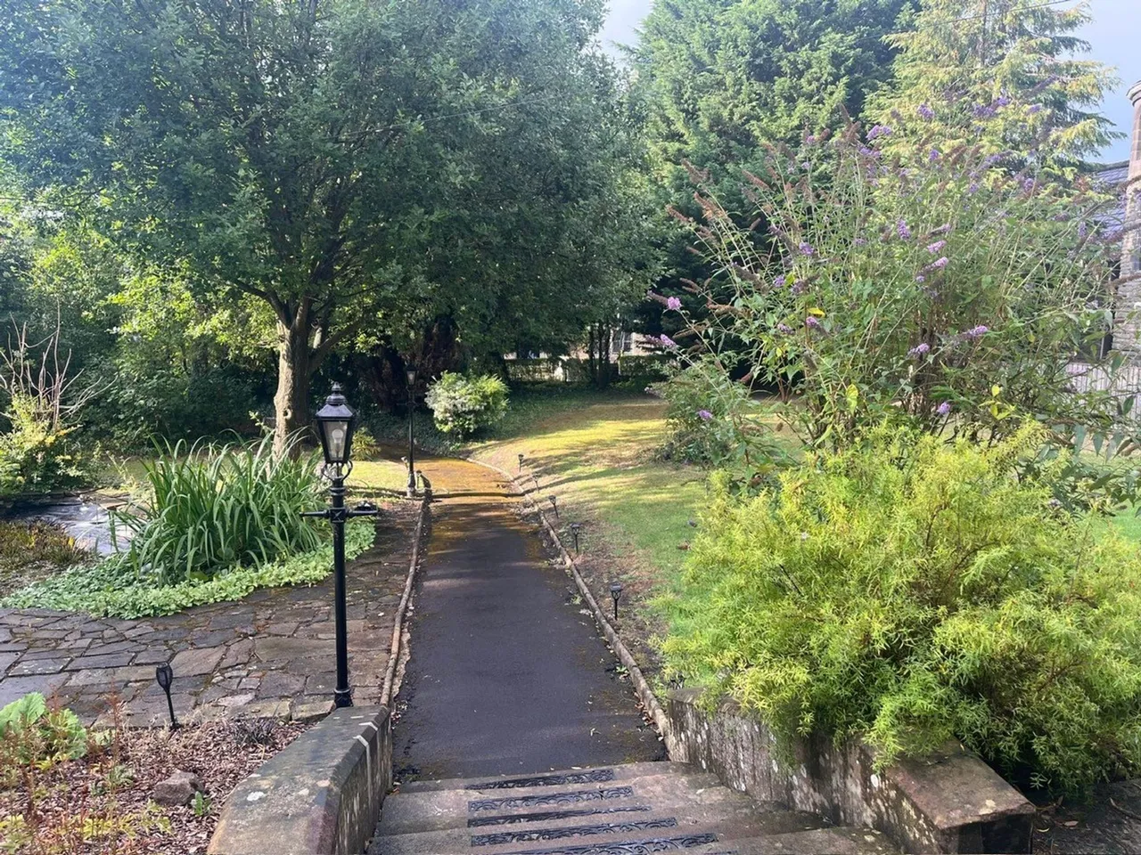 Market Street, High Peak, photo 32