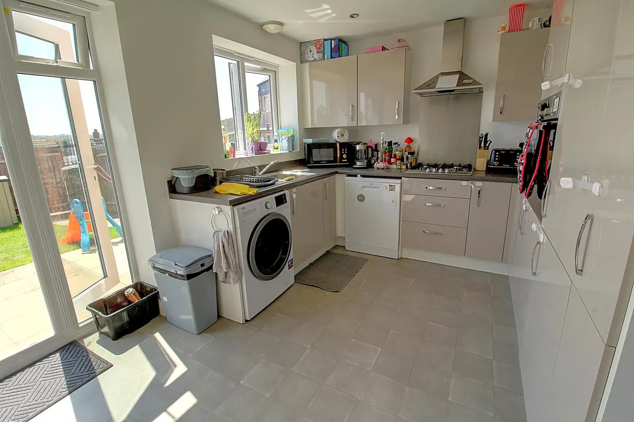 Tulip Tree Road, Nuneaton, CV10, photo 4
