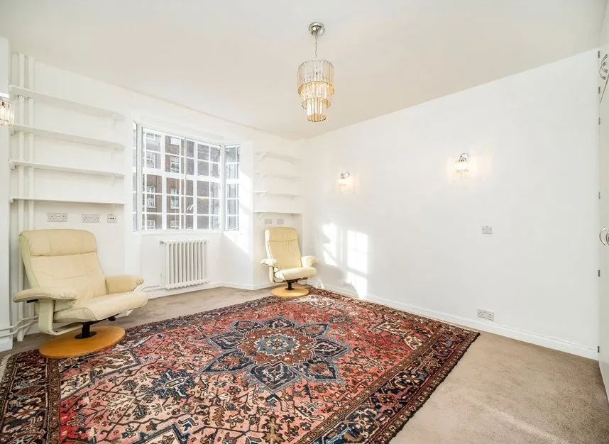 Woburn Place, Bloomsbury, WC1H, photo 2