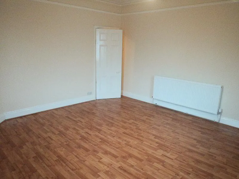 High Street, Saxilby, LN1, photo 4