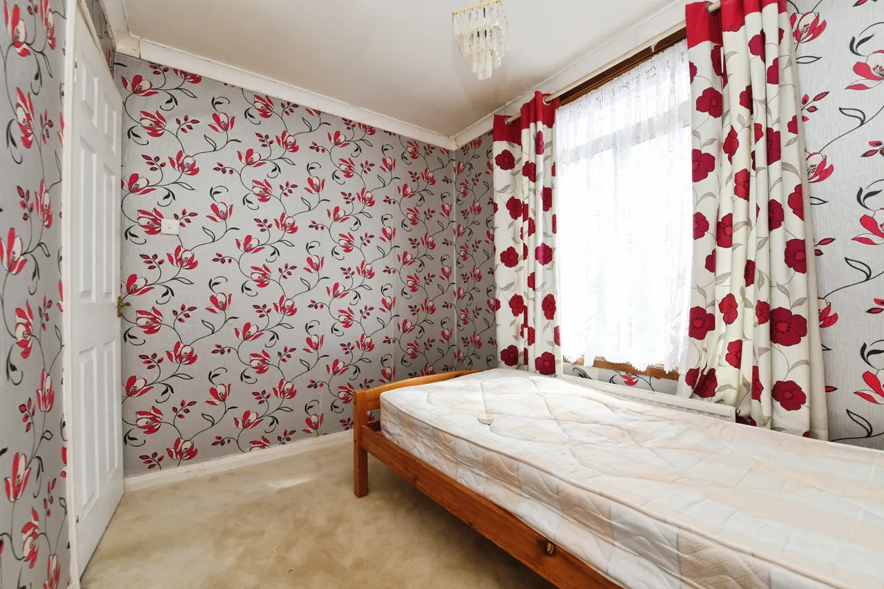 Kenneth Road, Basildon, SS13, photo 16