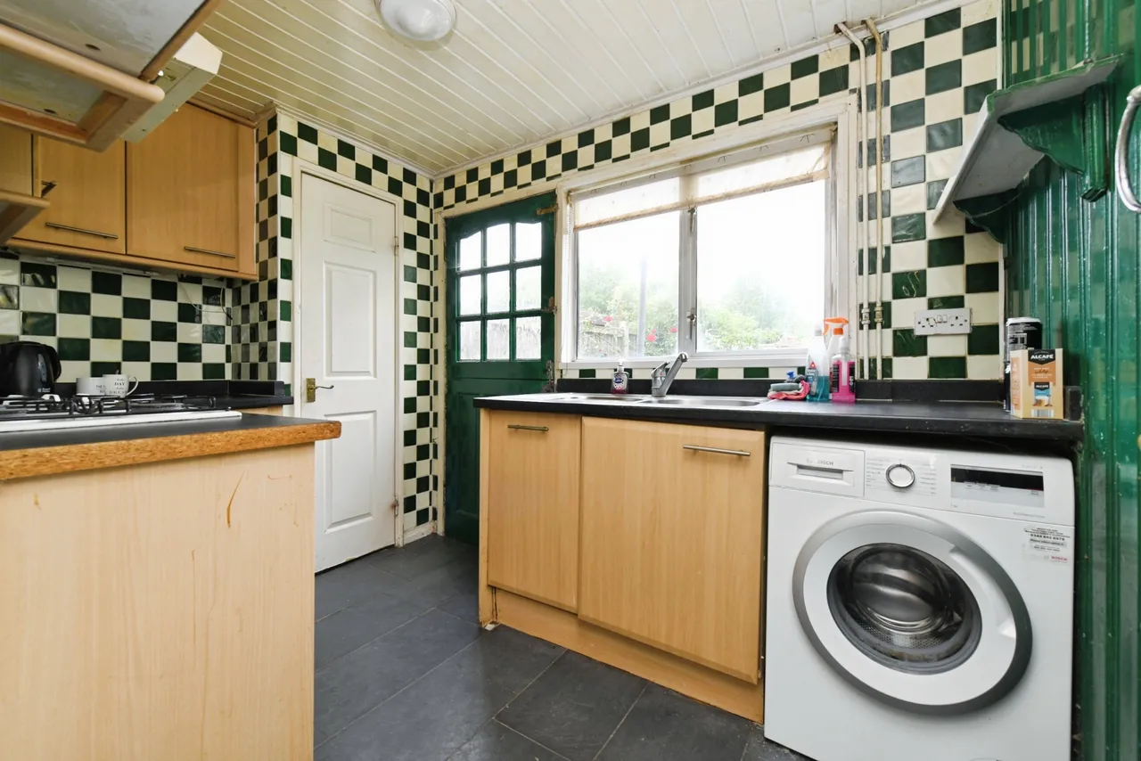 Kenneth Road, Basildon, SS13, photo 5