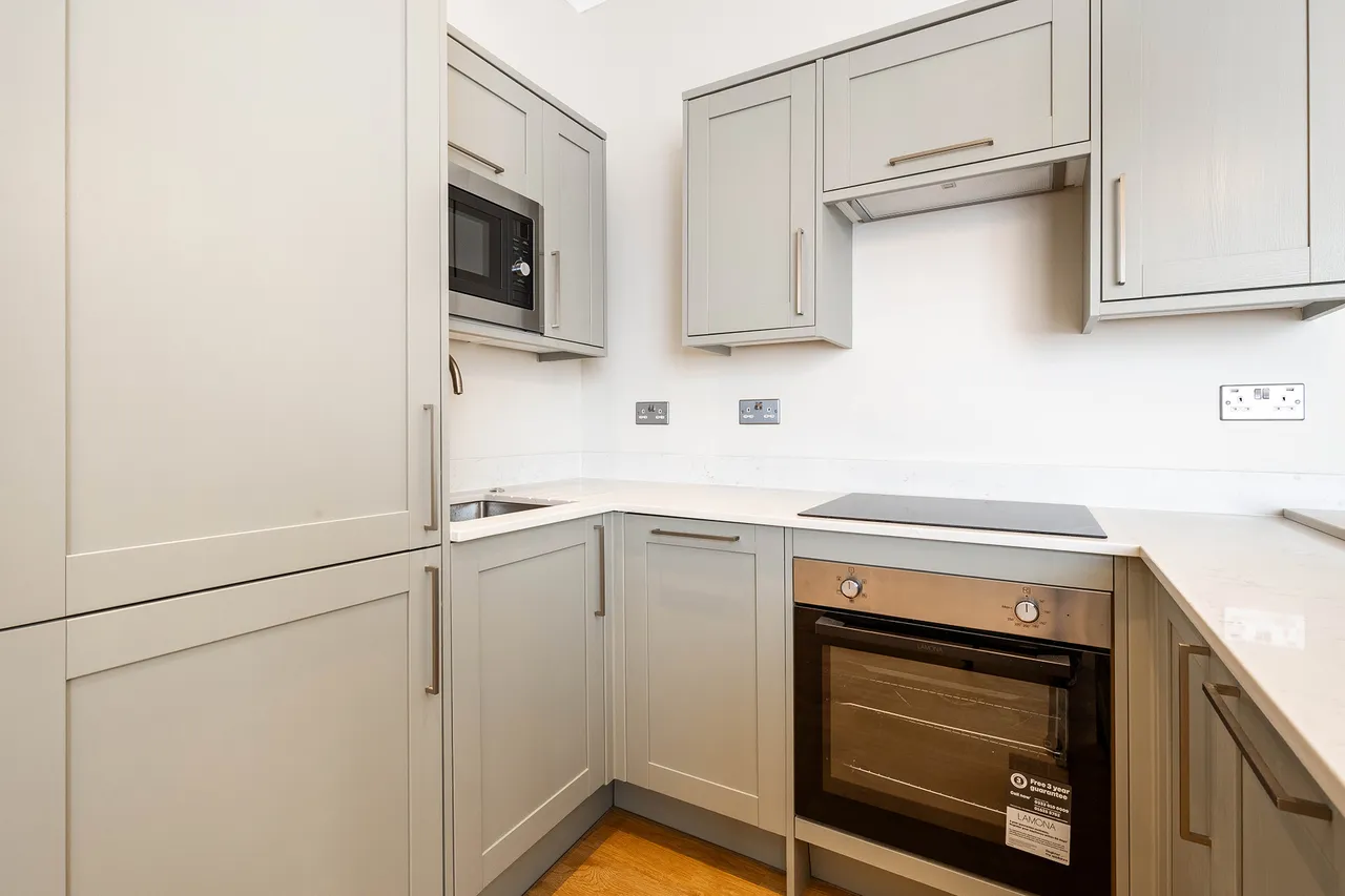 Gloucester Terrace, London, W2, photo 4