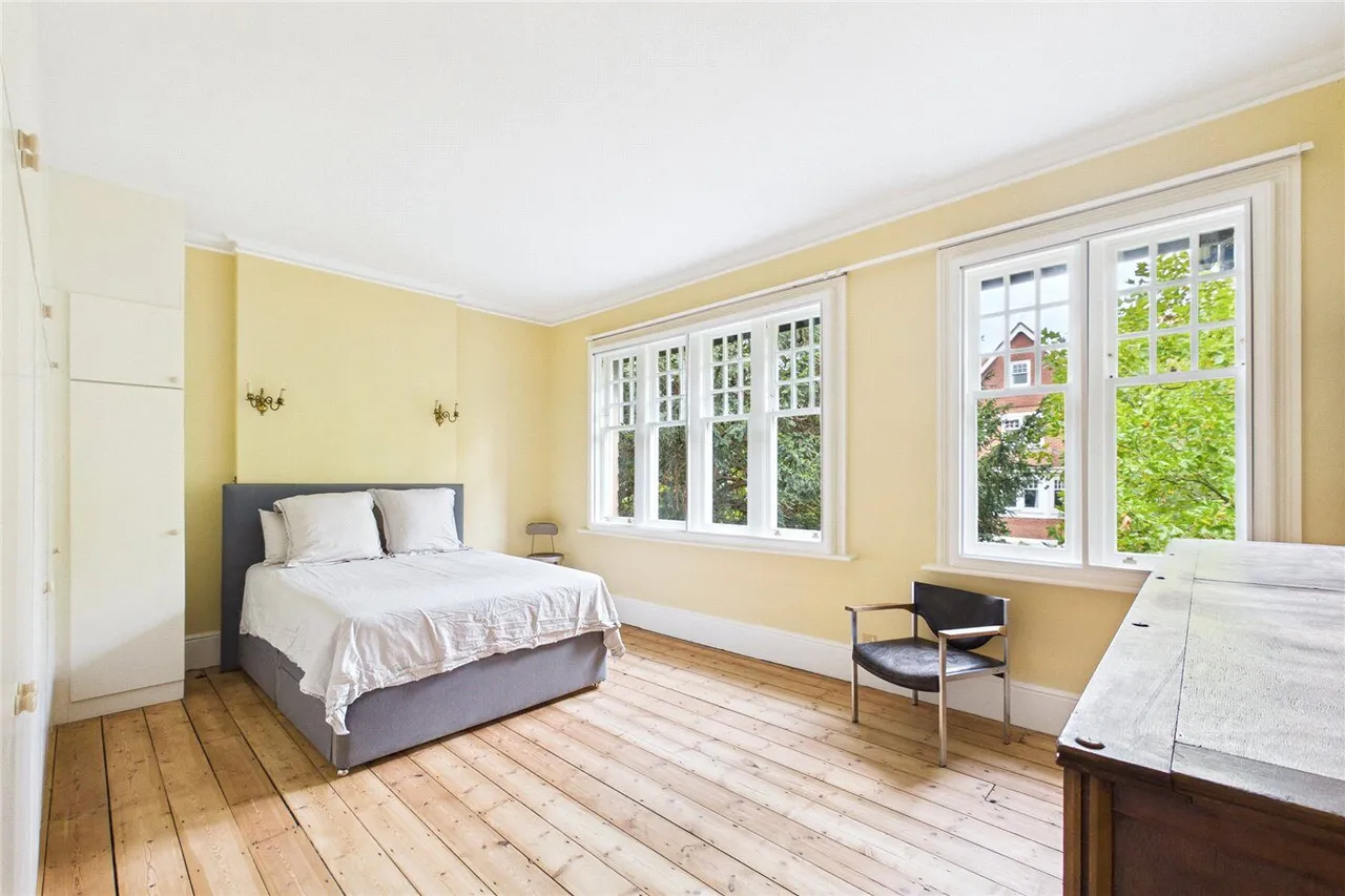 Ambleside Avenue, London, SW16, photo 21