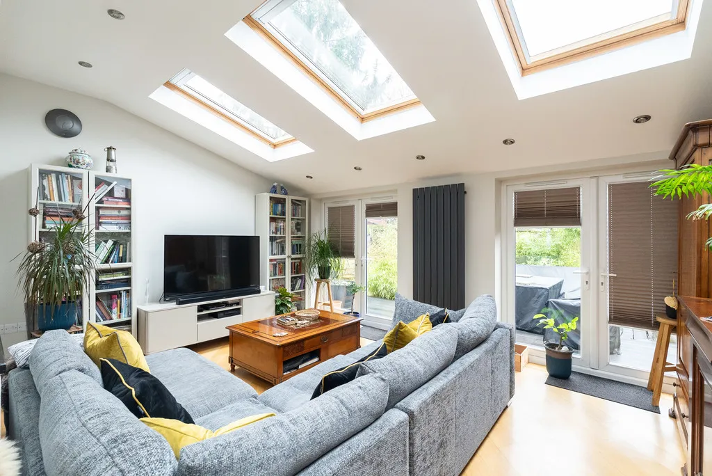 Westlees Close, North Holmwood, RH5, photo 3