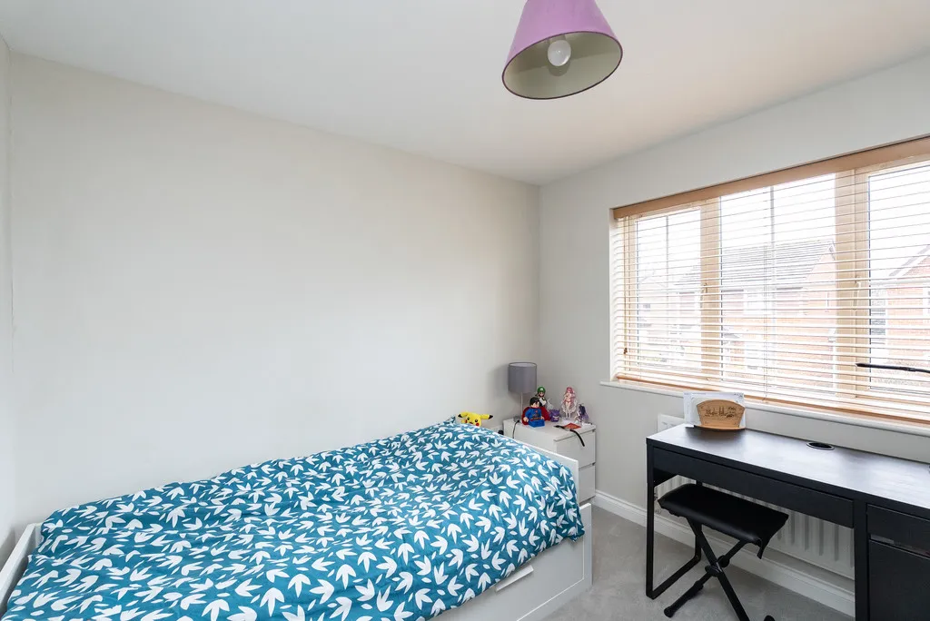 Westlees Close, North Holmwood, RH5, photo 7